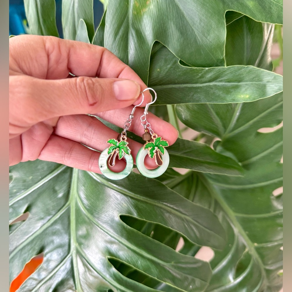 Mother of Pearl & Hematite Earrings with Palm Tree Charms - Picture 3 of 3